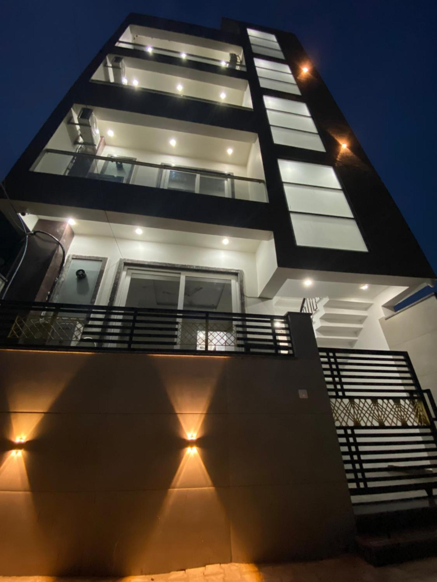 Royal Park Inn Greater Noida Bagian luar foto